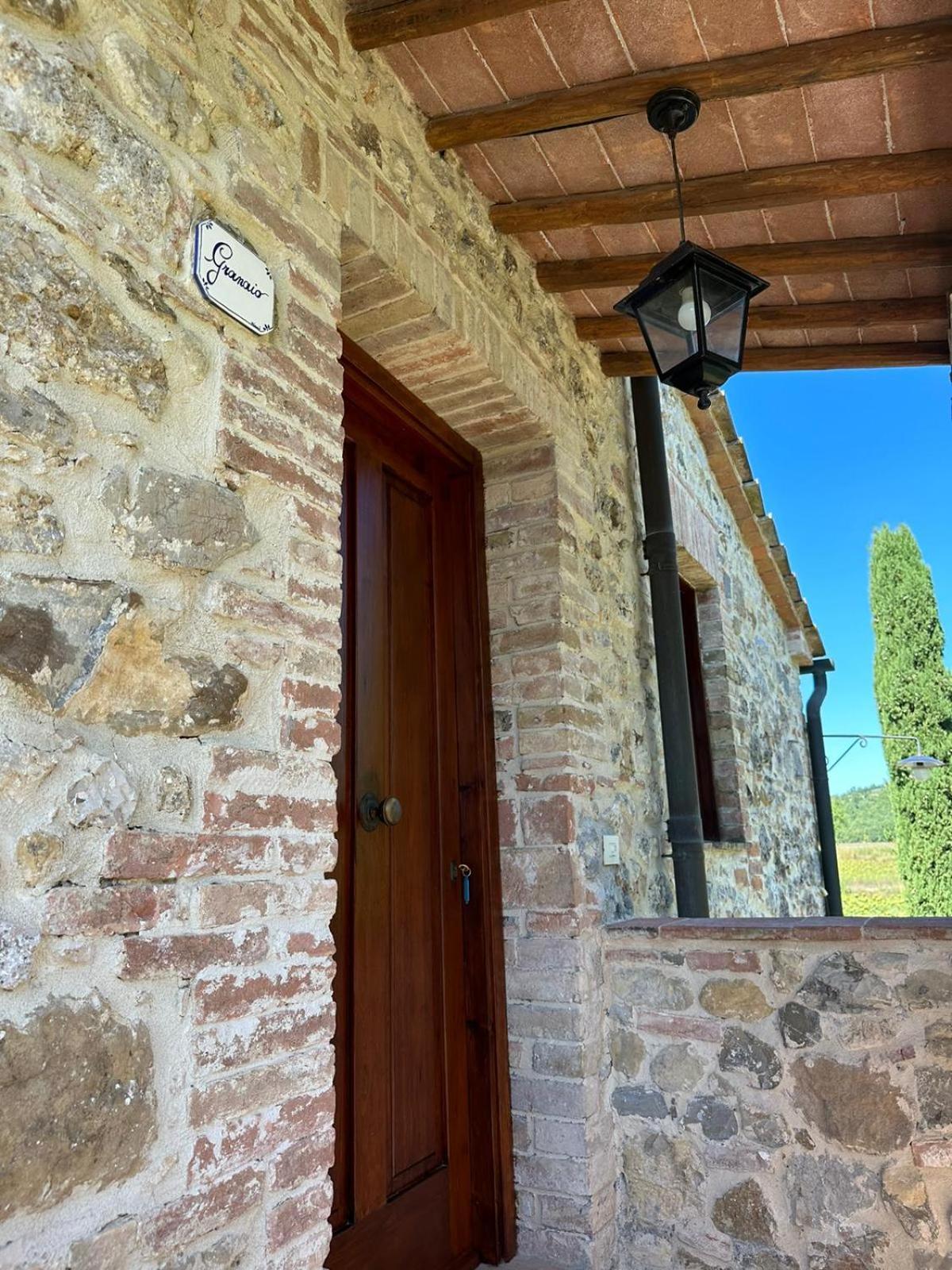Agriturismo La Peschiera Casole d'Elsa Exterior photo