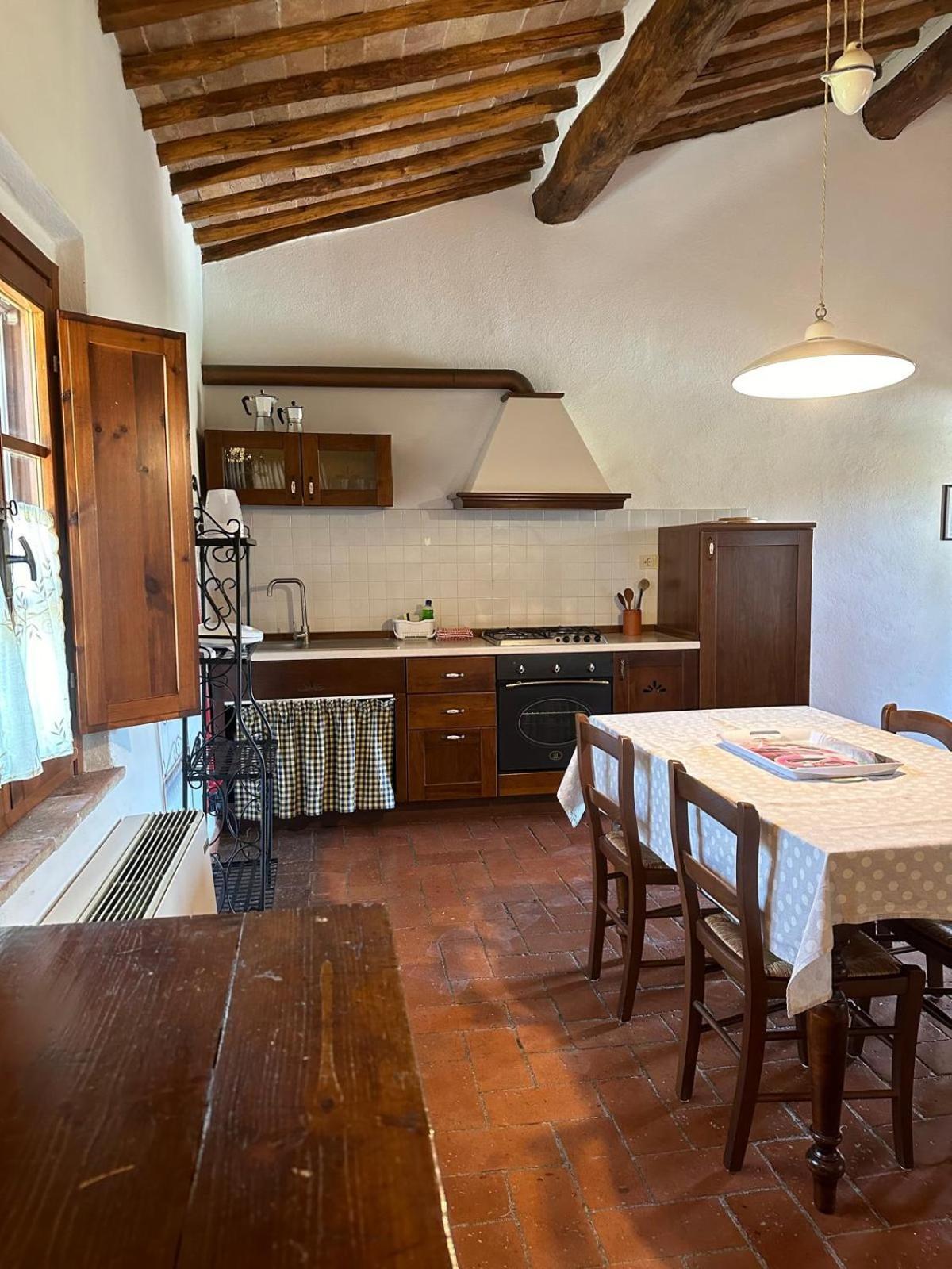Agriturismo La Peschiera Casole d'Elsa Exterior photo