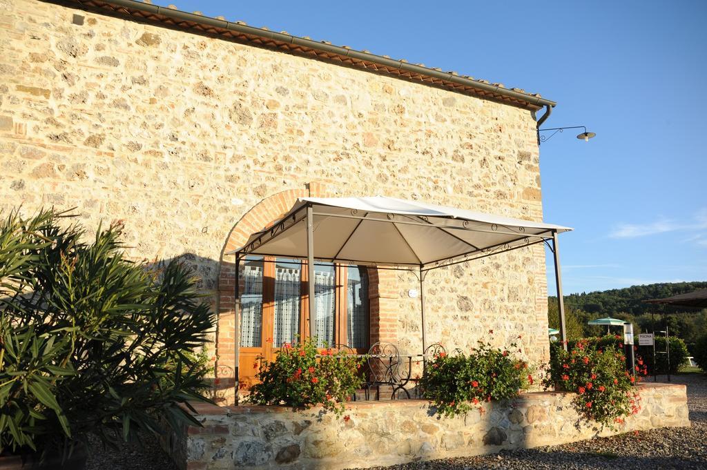 Agriturismo La Peschiera Casole d'Elsa Exterior photo