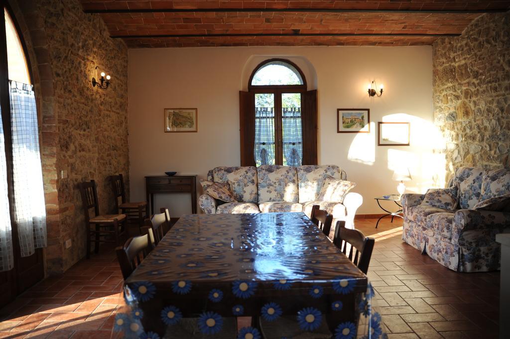 Agriturismo La Peschiera Casole d'Elsa Exterior photo
